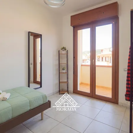 Casa Maura - Morada * Iglesias